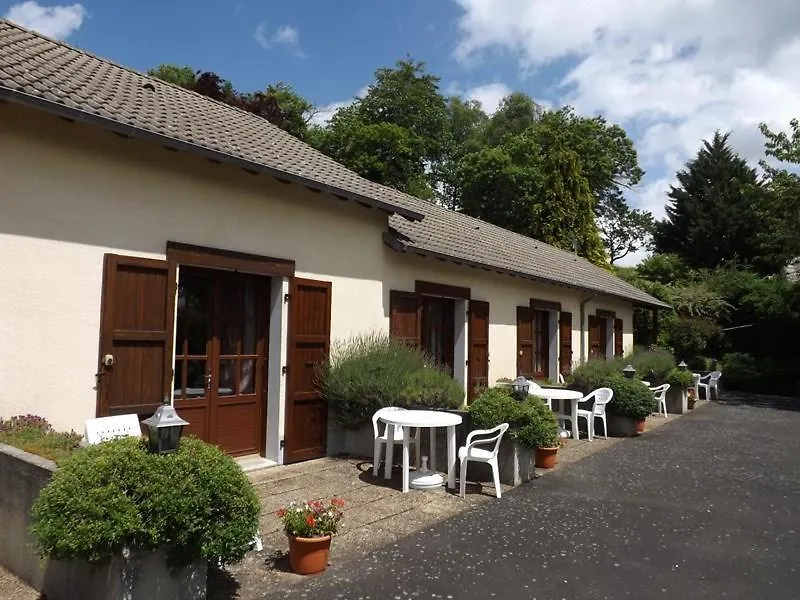 Chambres D'Hotes A La Campagne Ladinhac Guest house