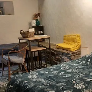 Le Petit Nid Couette-café